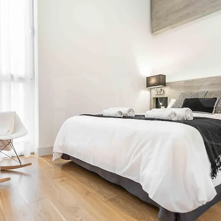 Inviting In Historic Center By Rems *